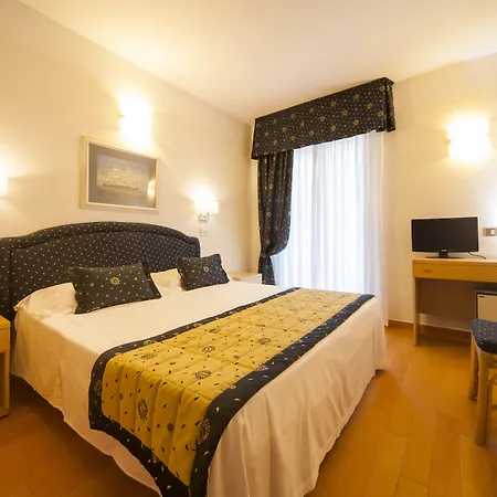 Szálloda Mon Cheri 3*