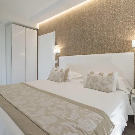 Szálloda Mon Cheri Riccione