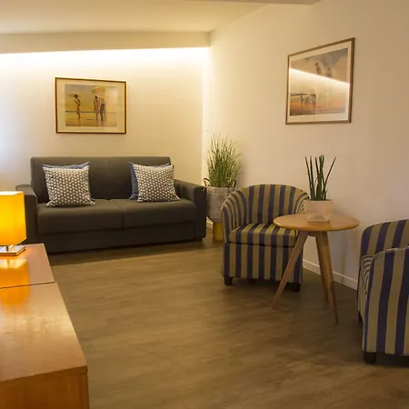 Отель Mon Cheri 3*