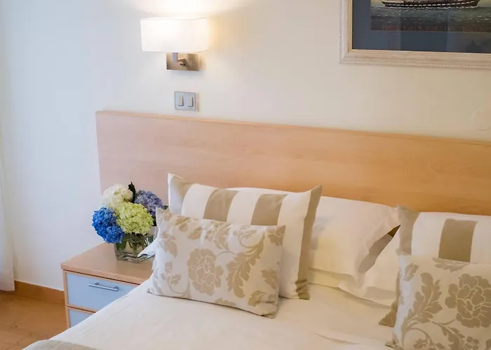 Otel Mon Cheri Riccione
