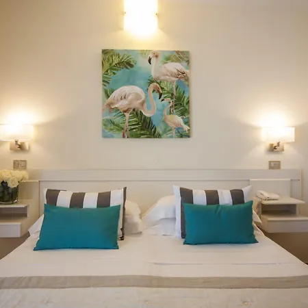 Mon Cheri Hotel