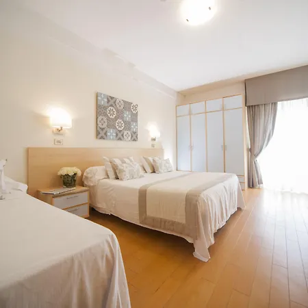 Mon Cheri Hotel 3*
