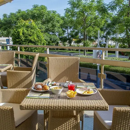 Hotell Mon Cheri Riccione