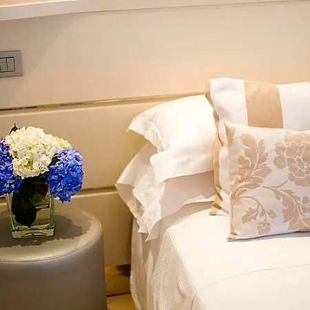 Mon Cheri Hotel 3*